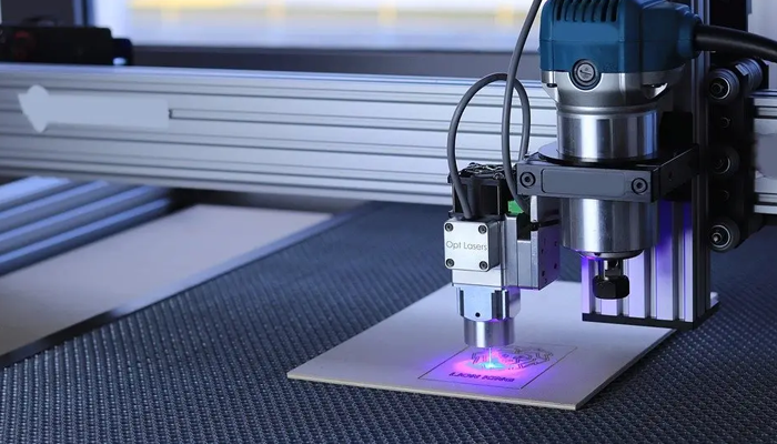 【電子灌封膠】助力提升光纖激光器元器件穩定性？